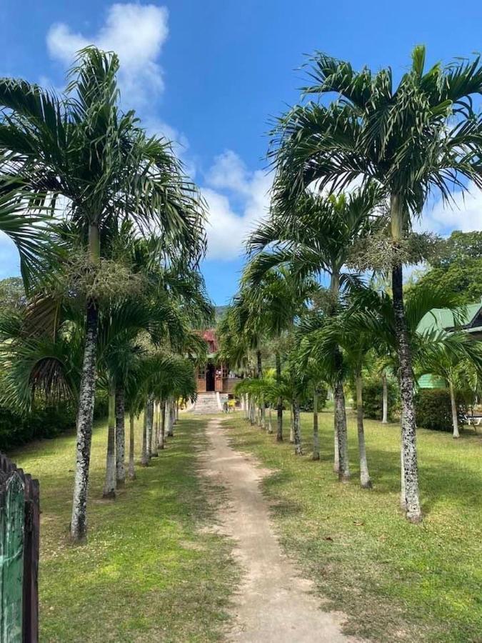 Jonc D'Or Villa Self Catering La Digue Exterior foto